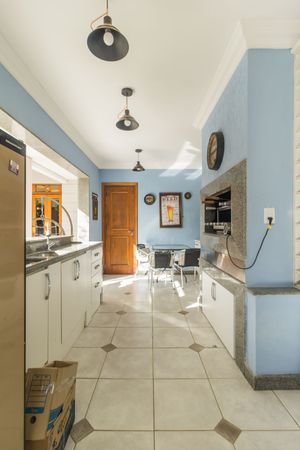 Image 79 - 218800
