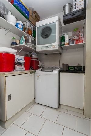 Image 28 - 218813