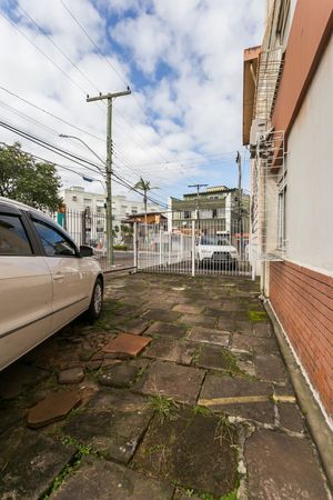 Image 15 - 218845