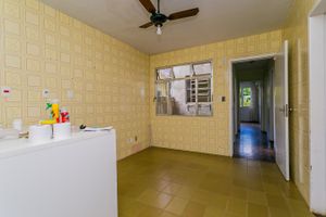 Image 14 - 218896