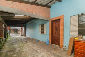 Image 35 - 218900