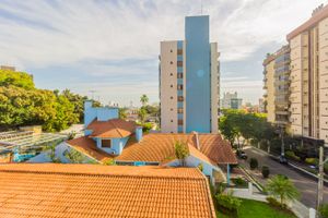 Image 17 - 218914