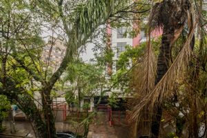 Image 11 - 218929