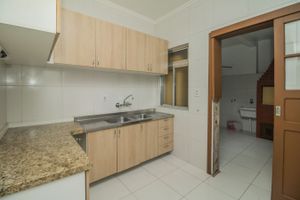 Image 22 - 218929