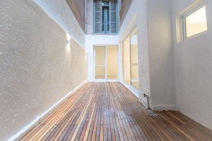 Image 3 - 218948