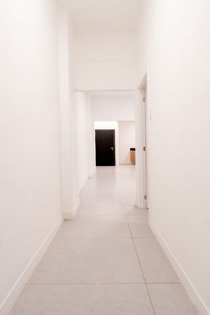 Image 6 - 218948