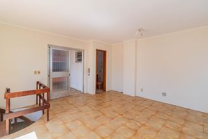 Image 14 - 219001
