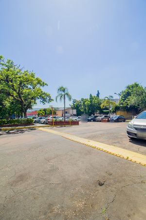 Image 18 - 219044