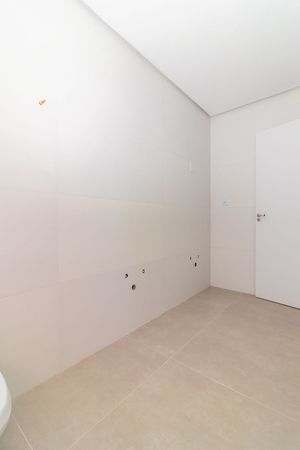 Image 39 - 219106