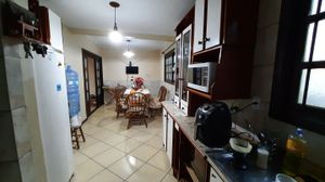 Image 8 - 219229