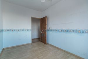 Image 10 - 219245