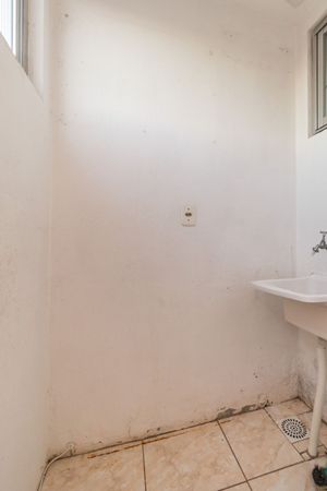 Image 21 - 219245