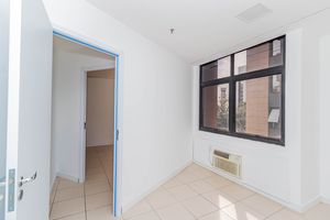 Image 10 - 219354