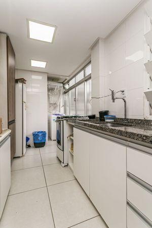 Image 17 - 219364