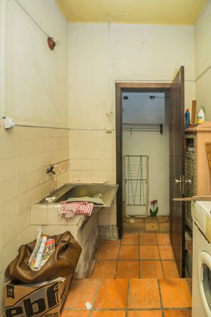Image 27 - 219368
