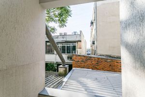 Image 19 - 219379