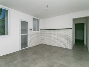 Image 18 - 219431
