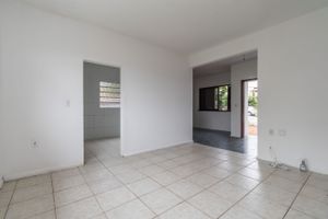 Image 3 - 219611
