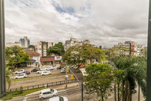 Image 10 - 219639