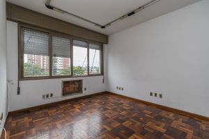 Image 1 - 219684
