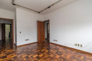 Image 3 - 219684