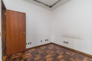 Image 11 - 219684
