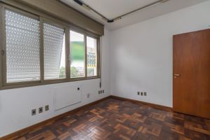 Image 14 - 219684