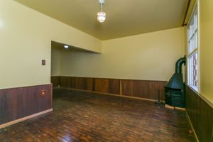 Image 4 - 219737
