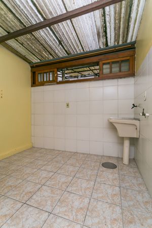 Image 21 - 219737