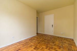 Image 4 - 219761