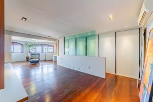 Image 4 - 219770