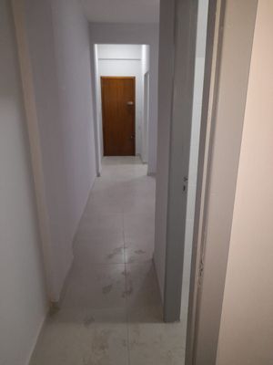 Image 3 - 219824