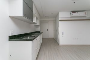 Image 9 - 219840