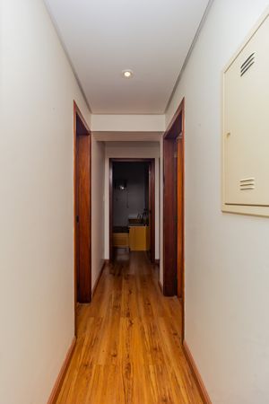 Image 8 - 219856