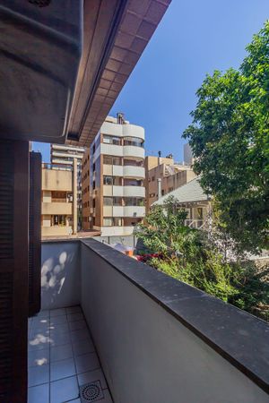 Image 17 - 219856