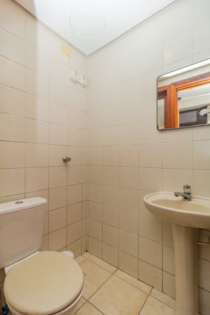 Image 34 - 219856
