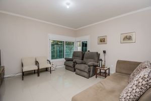 Image 3 - 219885