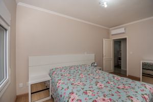 Image 9 - 219885