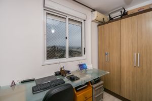 Image 14 - 219896