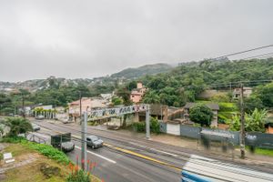 Image 15 - 219898