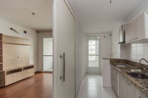 Image 22 - 219943