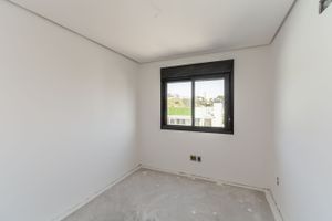 Image 29 - 220020