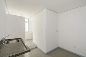 Image 30 - 220084