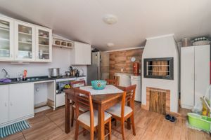 Image 29 - 220246