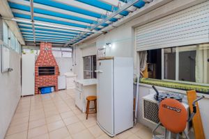 Image 13 - 220283