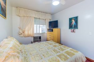 Image 19 - 220283