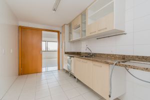 Image 23 - 220304