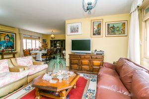 Image 3 - 220306