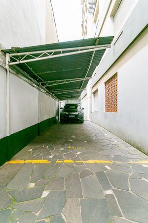 Image 35 - 220306
