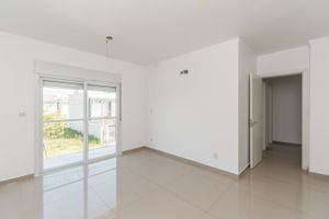 Image 20 - 220376